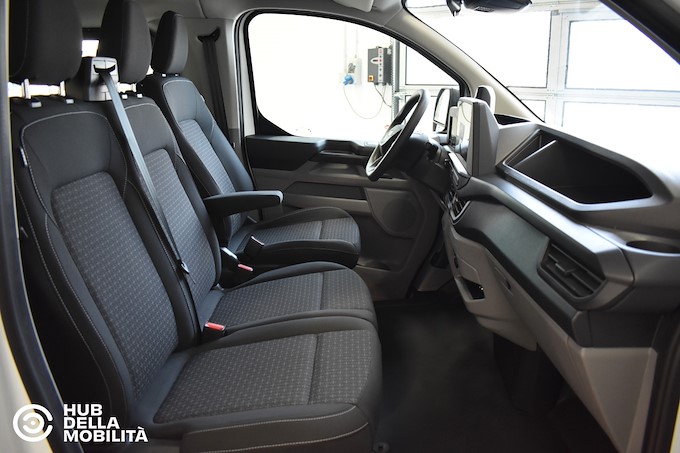 FORD TRANSIT CUSTOM 9 POSTI